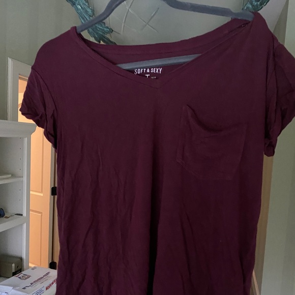 COPY - BURGUNDY AMERICAN EAGLE SOFT AND SEXY TSHI… - Picture 1 of 1